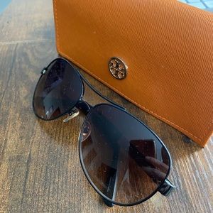 Tory Burch Aviator Sunglasses